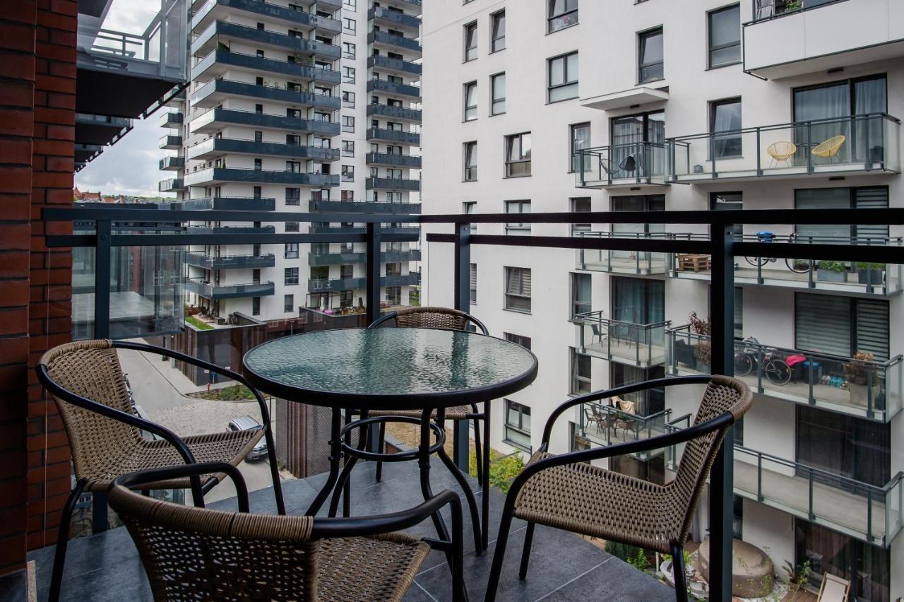 Shipyard Gdansk Apartment - Free Private Parking Dış mekan fotoğraf